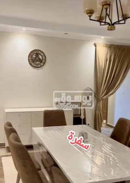 بفرش كامل مودرن شقة للايجار فى 6 اكتربر