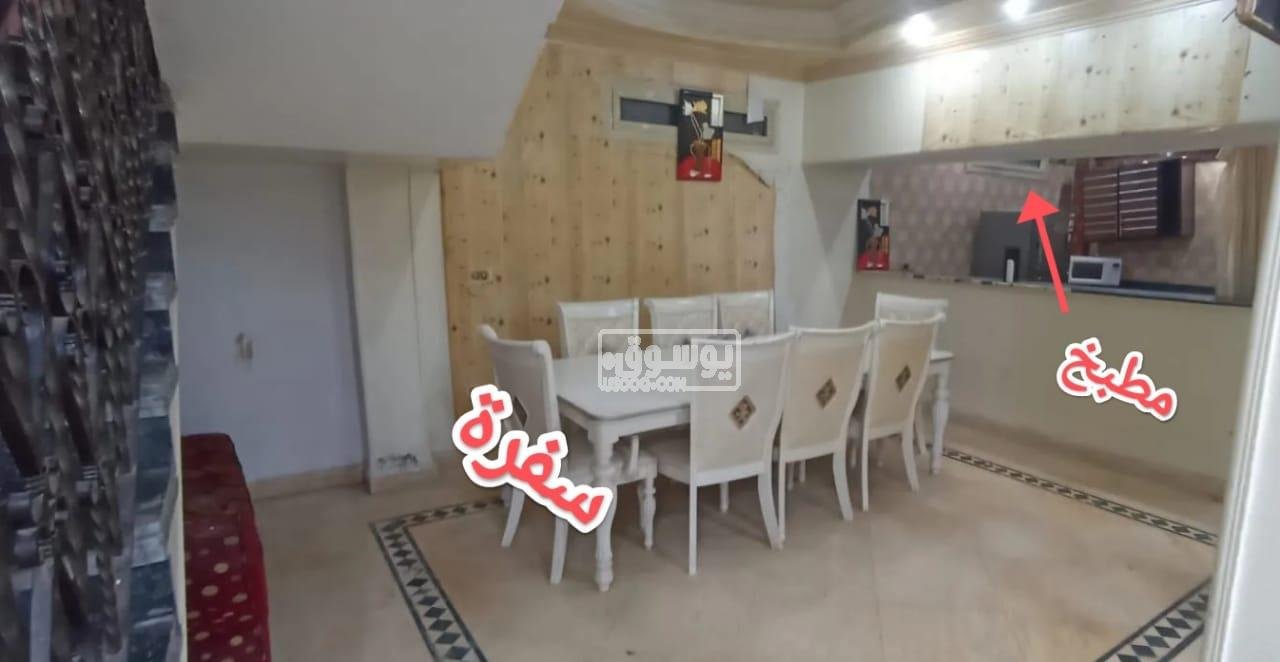 شقة تشطيب و فرش عالى مفروشة بالشيخ زايد للايجار