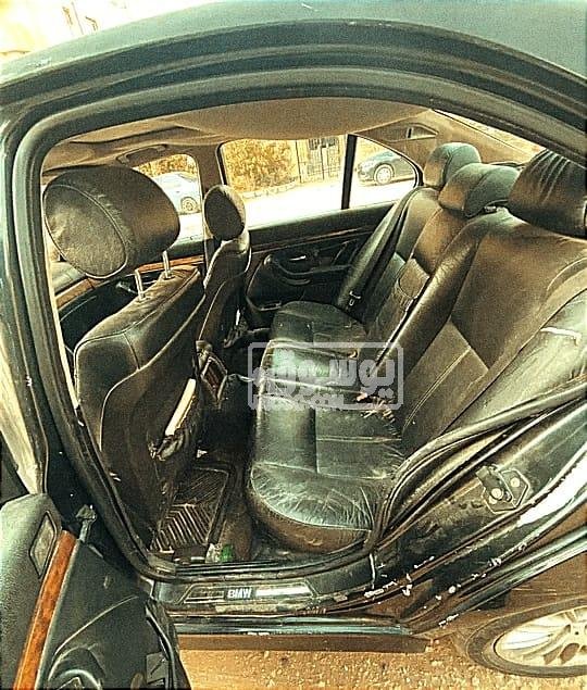 سيارة BMW برخصة سارية للبيع فى مدينة بدر بالقاهرة