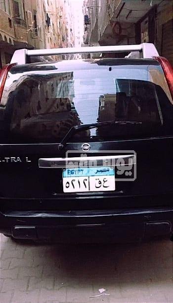 سيارة للبيع نيسان دفع رباعى نظام يدوى موديل 2010 فى فيصل