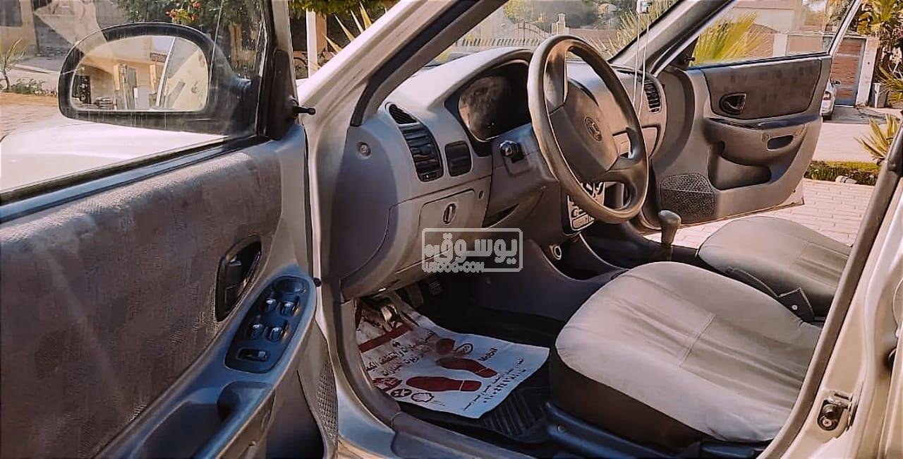 هيونداى فيرنا للبيع مستعملة بحالة جيدة فى التجمع الخامس