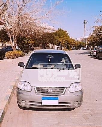 هيونداى فيرنا للبيع مستعملة بحالة جيدة فى التجمع الخامس