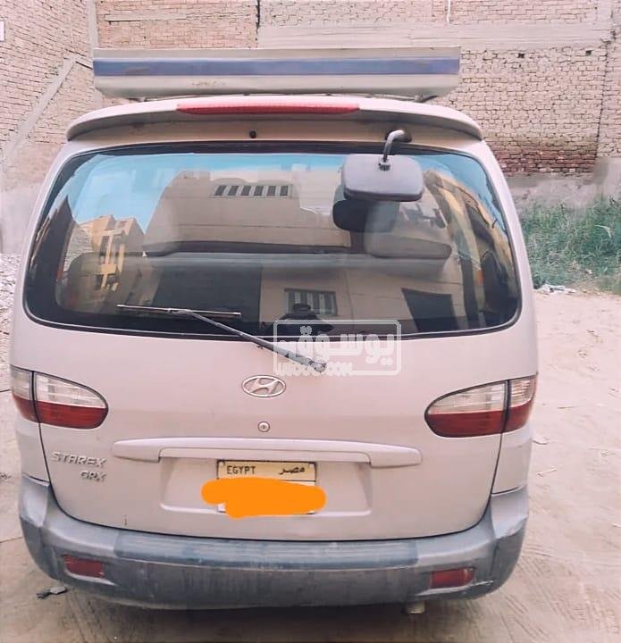 للبيع سيارة هيونداى عائلات مستعملة فى البدرشين بالجيزة