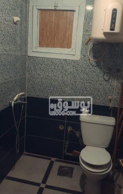 شقة مفروشة للايجار بسعر مجزى ارضى بجنينة خاصة فى اكتوبر