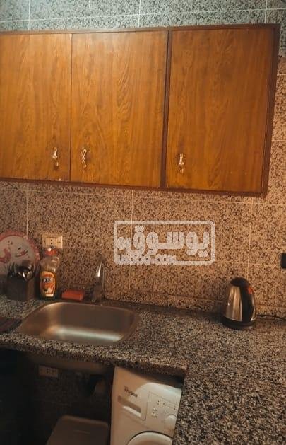 شقة مفروشة للايجار بسعر مجزى ارضى بجنينة خاصة فى اكتوبر