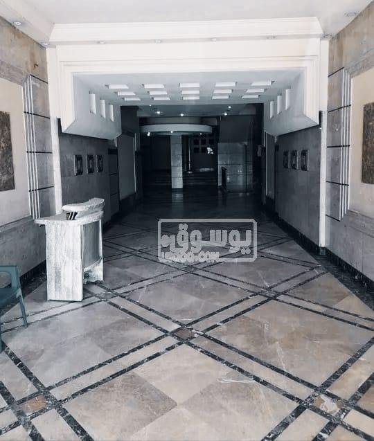 شقة للبيع فى موقع مميز على كورنيش النيل بالمعادى