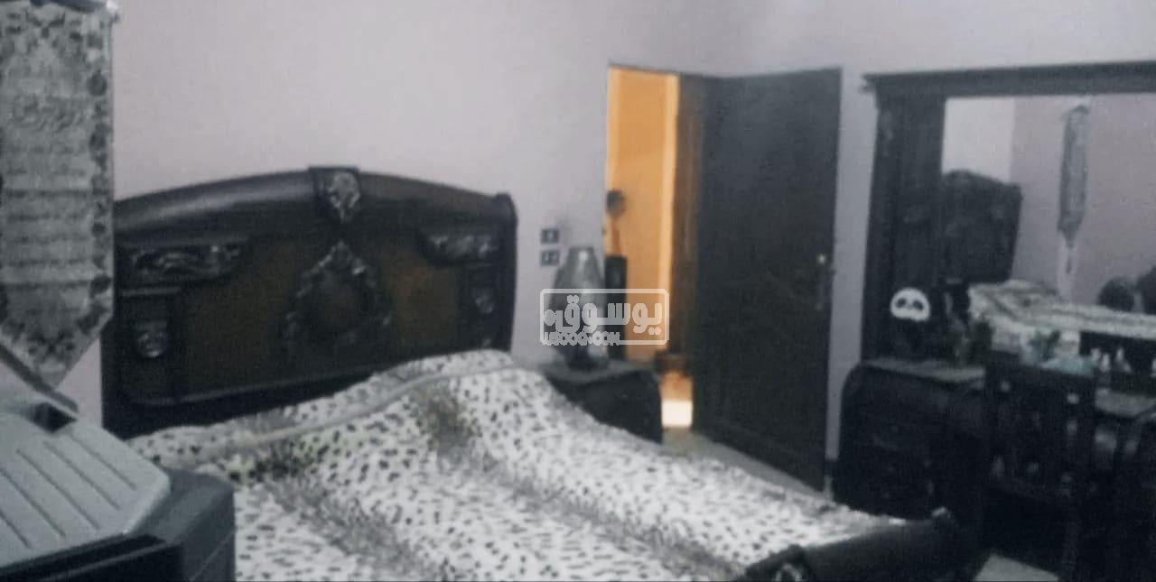 شقة دور تالت للايجار مفروشة فرش كامل فى الهرم
