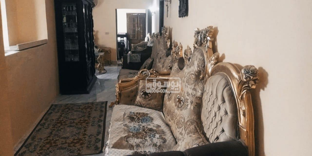 شقة دور تالت للايجار مفروشة فرش كامل فى الهرم