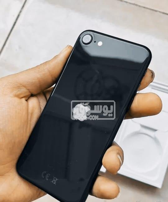 للبيع موبايل ايفون اس اى يعتبر جديد فى البساتين بالقاهرة
