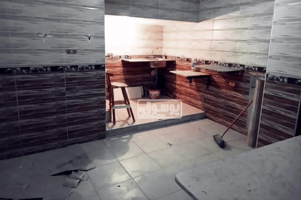 للايجار محل تجارى فى منطقة نشيطة وتجارية فى شيراتون بالقاهرة