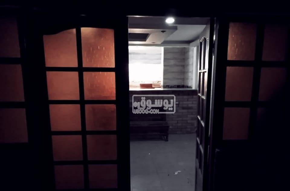 للايجار محل تجارى فى منطقة نشيطة وتجارية فى شيراتون بالقاهرة