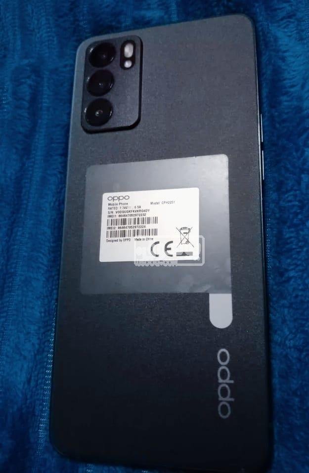 للبيع موبايل Oppo Reno 6 4G بحالة ممتازة فى المعادى