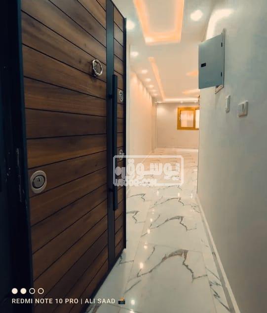 شقة للبيع دور اول اسانسير تشطيب الترا لوكس فى حدايق الاهرام