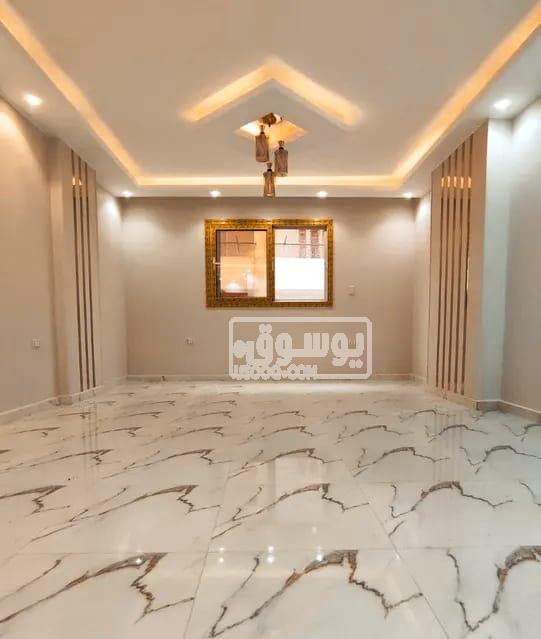 شقة للبيع دور اول اسانسير تشطيب الترا لوكس فى حدايق الاهرام