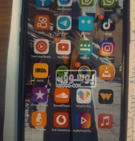 موبايل i phone 11 pro max استخدام خفيف للبيع فى القاهرة