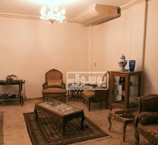 فى الشيخ زايد شقة للايجار مفروشة فرش كامل ارضى بجنينة