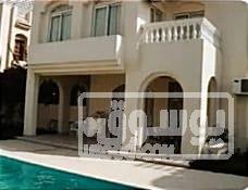 للبيع فيلا 500 متر تشطيب عالى فى منطقة راقية بمدينة الشروق