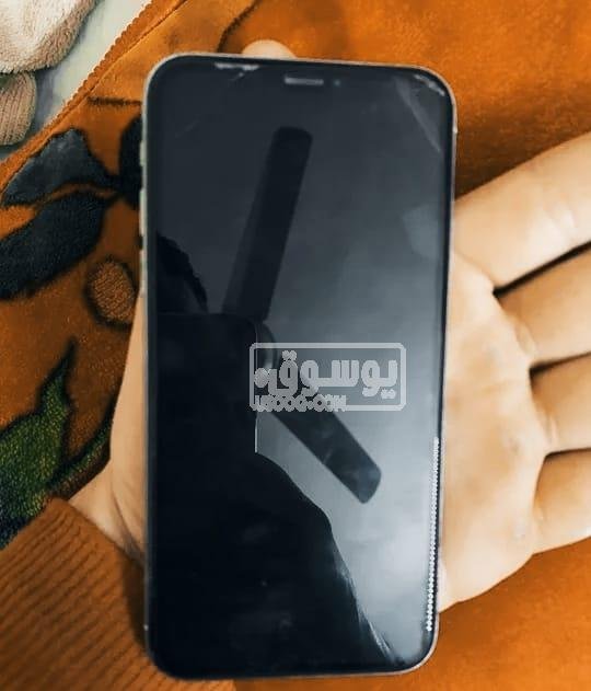 للبيع تلفون ايفون اكس اس معاه كل مشتملاتة فى الهرم
