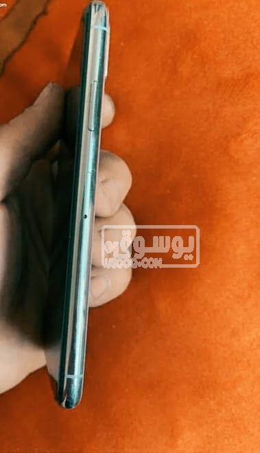 للبيع تلفون ايفون اكس اس معاه كل مشتملاتة فى الهرم
