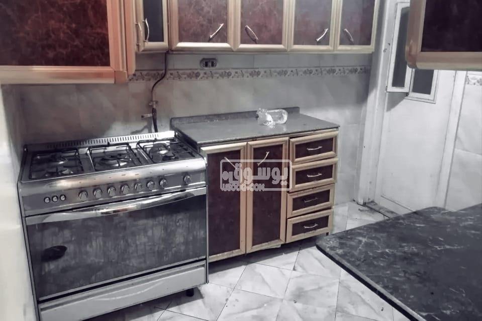 شقة للايجار فى الهرم فى شارع عز الدين عمر مفروشة