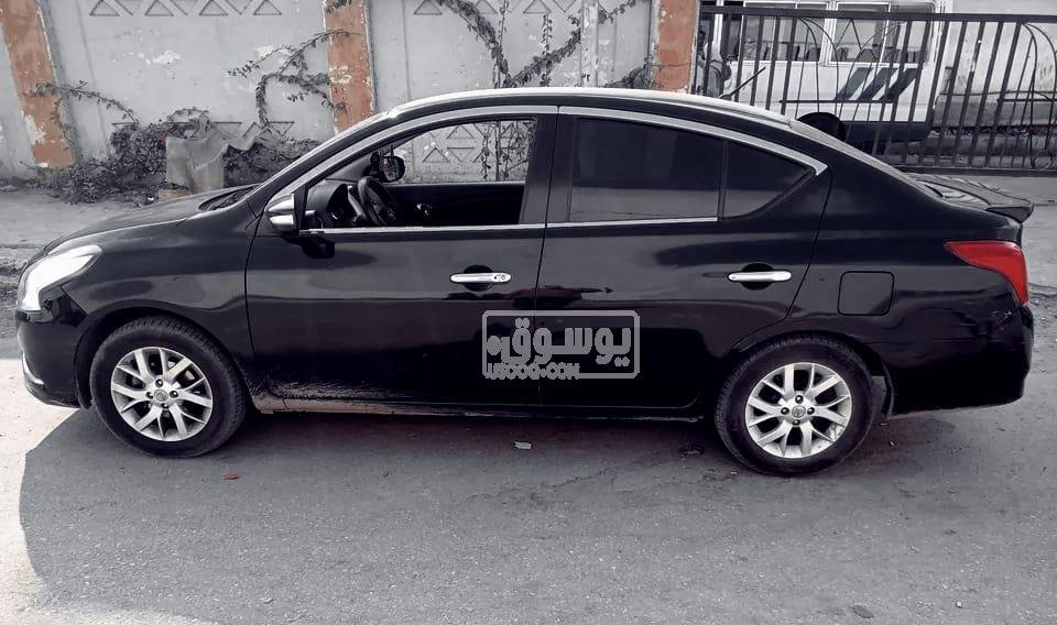 للبيع سيارة نيسان صنى اوتوماتيك مكيفة فى الحلمية بالقاهرة