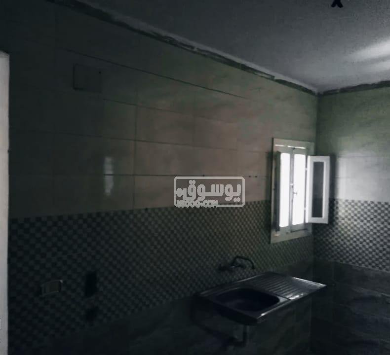 شقة للايجار فى موقع مميز تشطيب سوبر لوكس فى فيصل