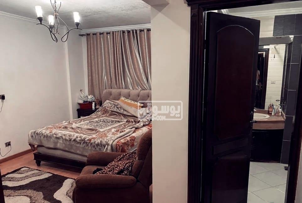 شقة بالتجمع الخامس للبيع 214 متر دور كامل فيو جاردن