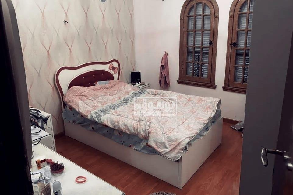 شقة بالتجمع الخامس للبيع 214 متر دور كامل فيو جاردن