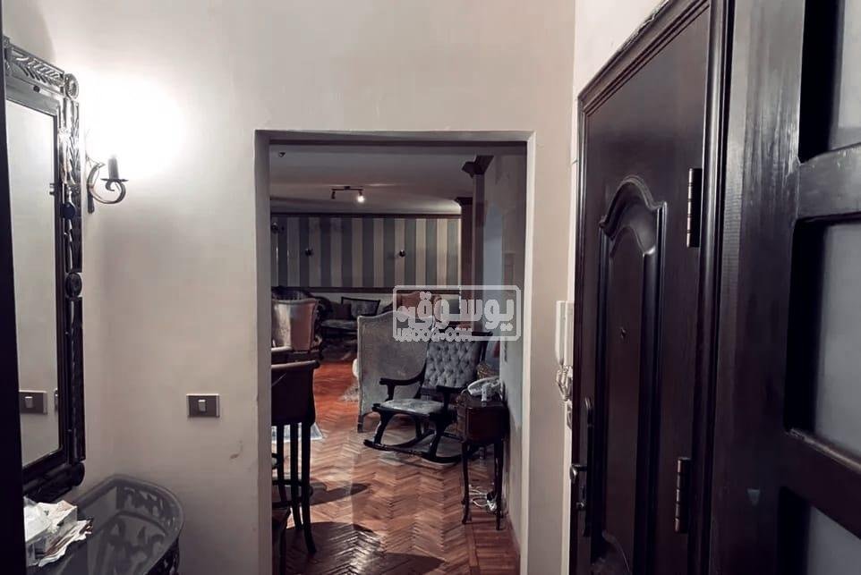 شقة بالتجمع الخامس للبيع 214 متر دور كامل فيو جاردن