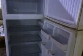 للبيع ثلاجة استعمال خفيف بحالة ممتازة فى مدينة الرحاب للبيع ثلاجة استعمال خفيف بحالة ممتازة فى مدينة الرحاب