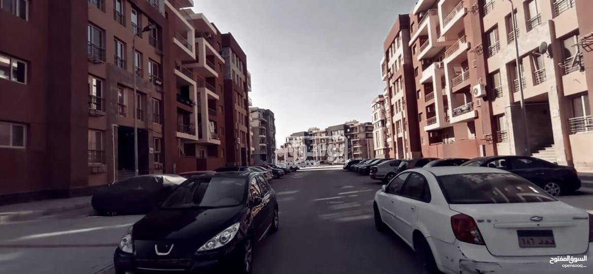 شقة للايجار فى مدينة الرحاب متشطبة تشطيب سوبر لوكس