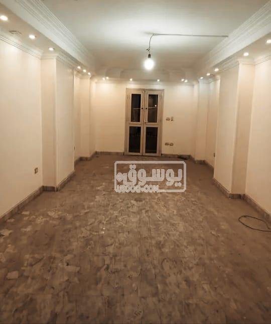 مقر ادارى للايجار تشطيب سوبر لوكس دور تانى بمصعد بجسر السويس