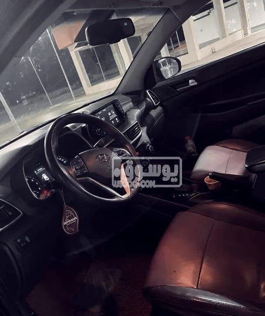 سيارة فى مدينة الشروق للبيع هيونداى موديل 2019 صيانة التوكيل