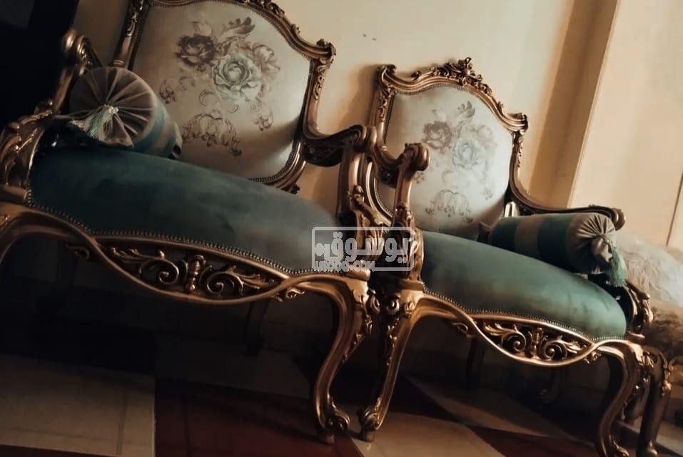 للبيع صالون تحفة شيك يعتبر جديد فى شبرا بالقاهرة