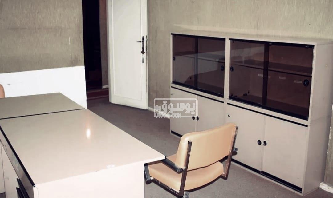 مكتب للايجار مفروش فرش كامل فى منطقة حيوية بالزمالك