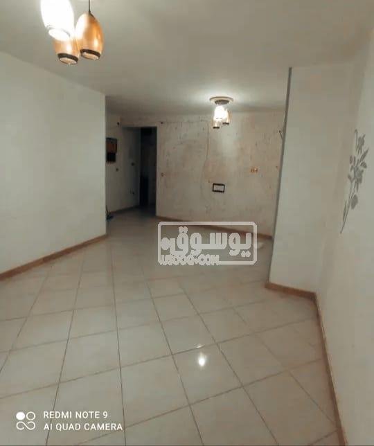 للايجار دور سادس سلم تشطيب سوبر لوكس بالهرم