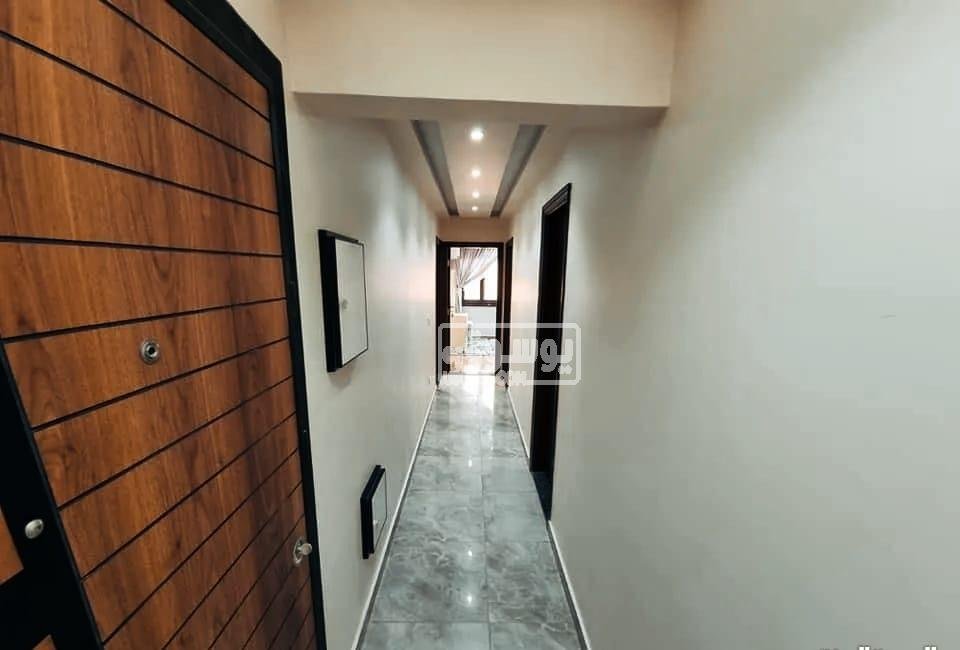 شقة للايجار مفروشة فرش فندقى فى منطقة هادية راقية بشيراتون