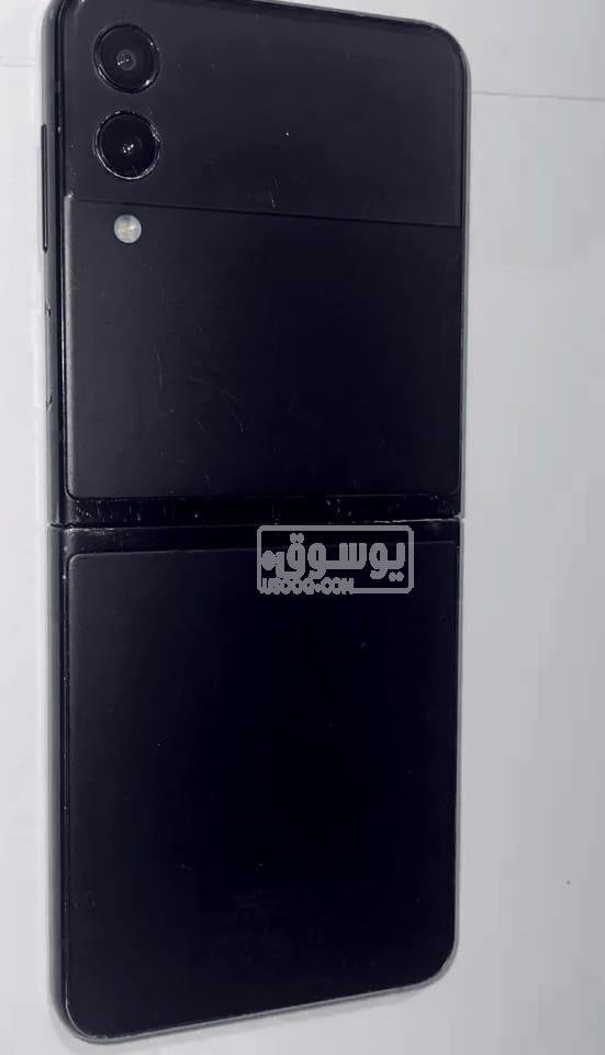 موبايل للبيع Samsung Galaxy Z Flip 3 5G استخدام شهر