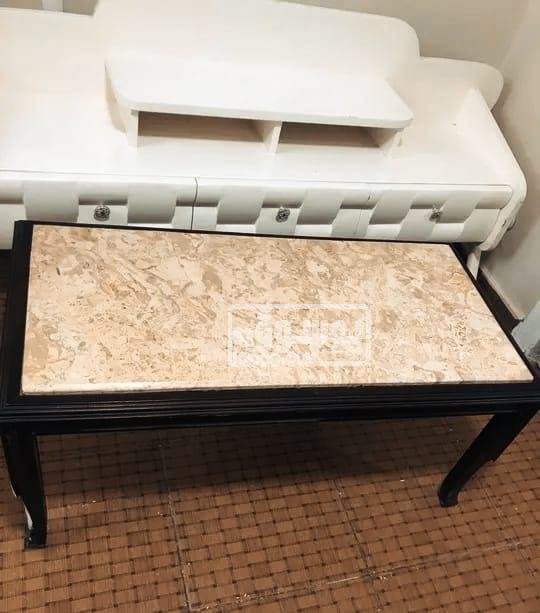 للبيع ترابيزة خشب زان مستعملة بحالة ممتازة بمدينة نصر