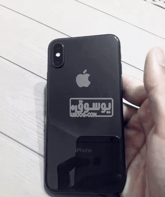 للبيع موبايل ايفون اكس اس بالعلبة والشاحن الاصلى