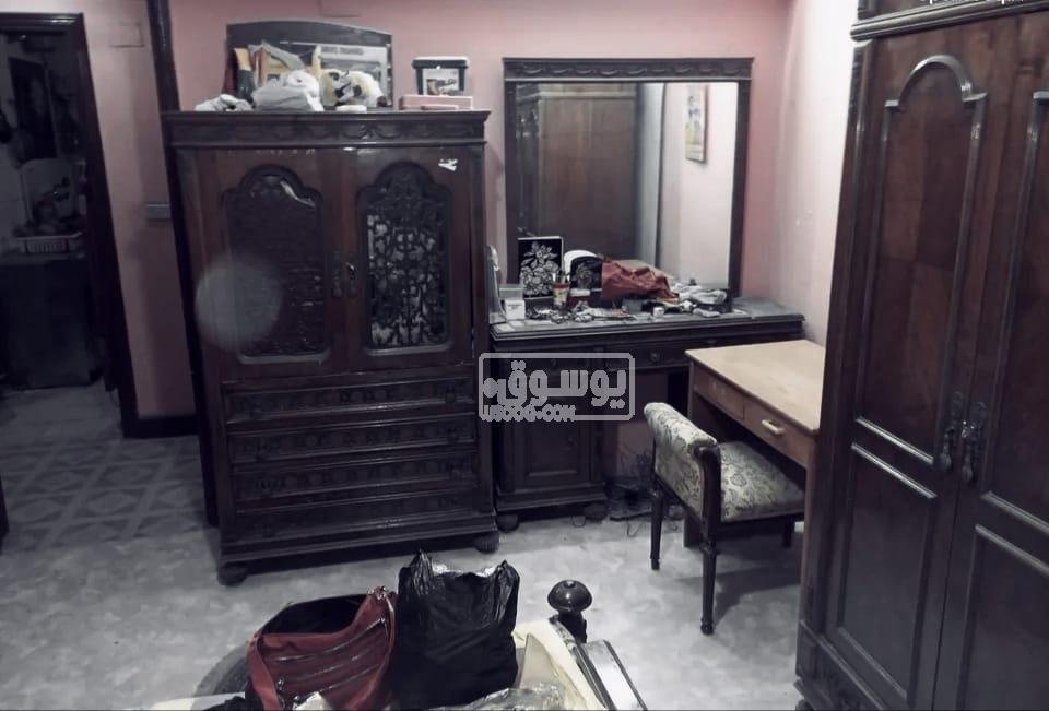 للبيع اوضة نوم مستعملة خشب زان بالزيتون بالقاهرة