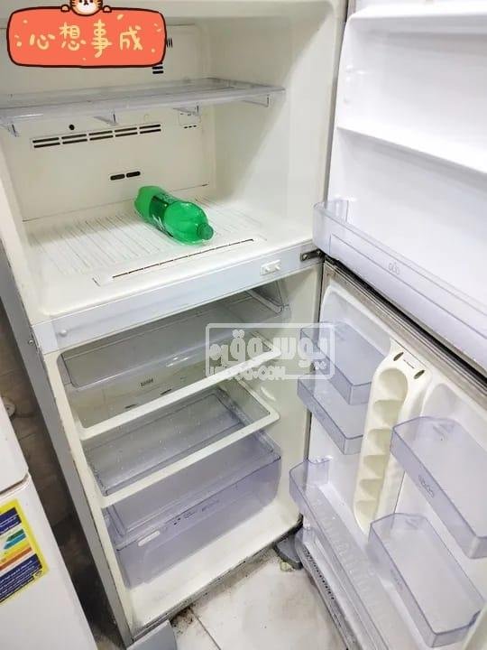 للبيع تلاجة ايديال زانوسى مستعملة بحالة ممتازة ضمان 6 شهور