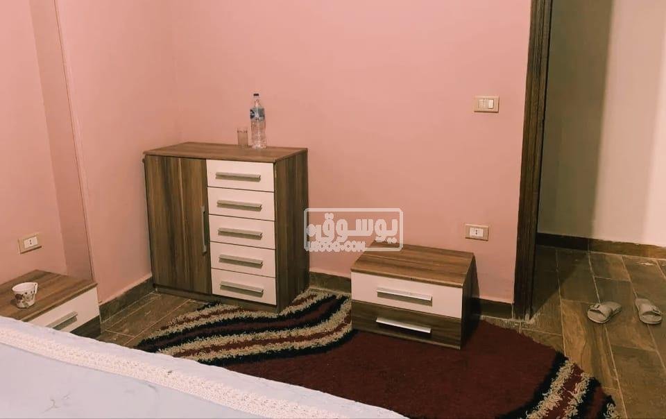 للبيع اوضة نوم مودرن اسشتعمال خفيف فى مدينتى بالقاهرة