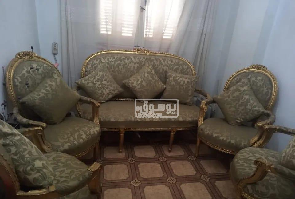 لللبيع صالون مدهب مستعمل بحالة ممتازة فى الوايلى بالقاهرة