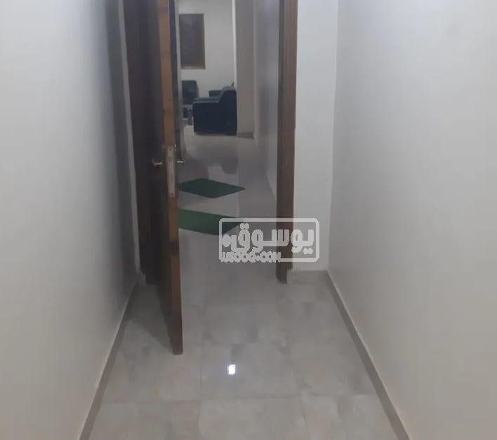 للايجار مكتب يصلح لجميع الاغراض تشطيب لوكس فى فيصل الرئيسى