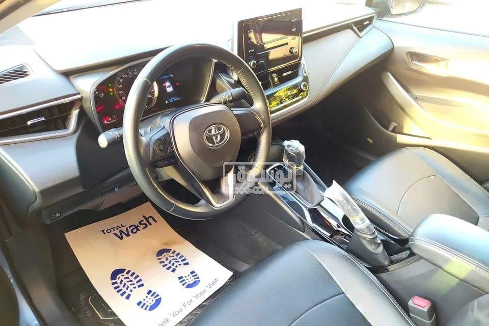 سيارة تويوتا للبيع موديل 2022 الفئة الثانية فى مدينة نصر