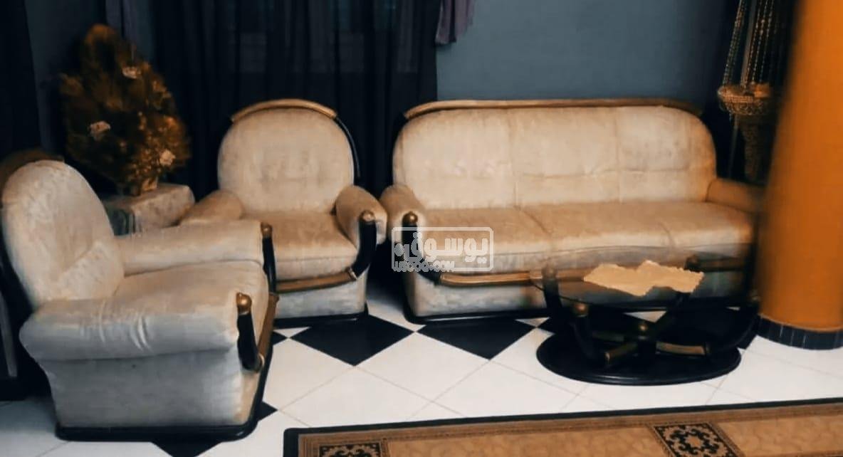 انترية مستعمل بحالة جيدة للبيع فى التجمع الخامس