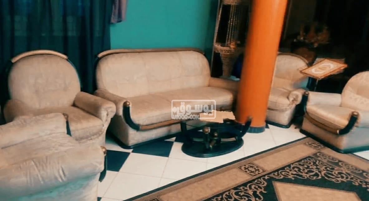 انترية مستعمل بحالة جيدة للبيع فى التجمع الخامس