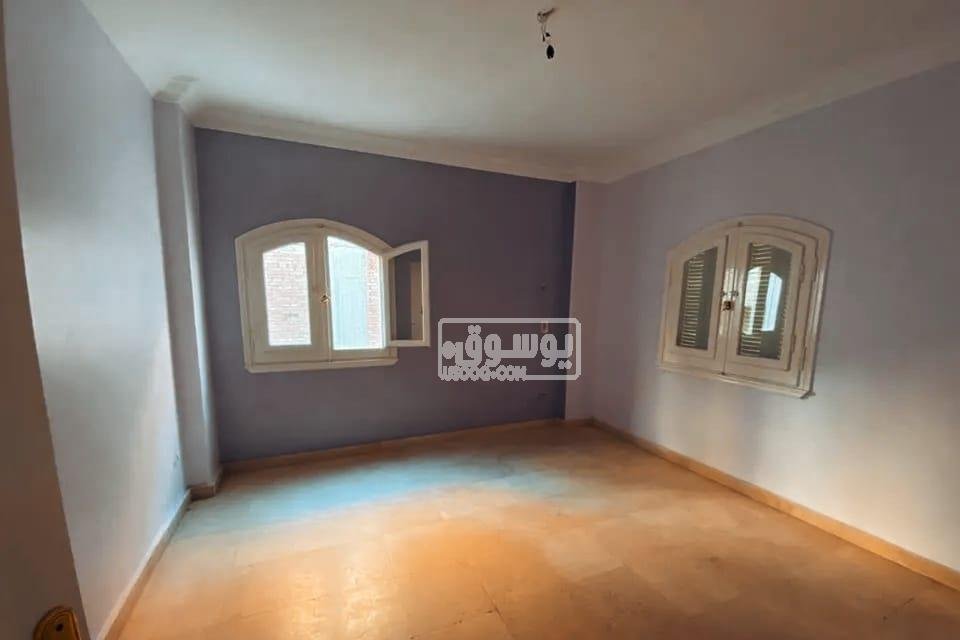 شقة للايجار كبيرة وواسعة تشطيب سوبر لوكس فى اكتوبر