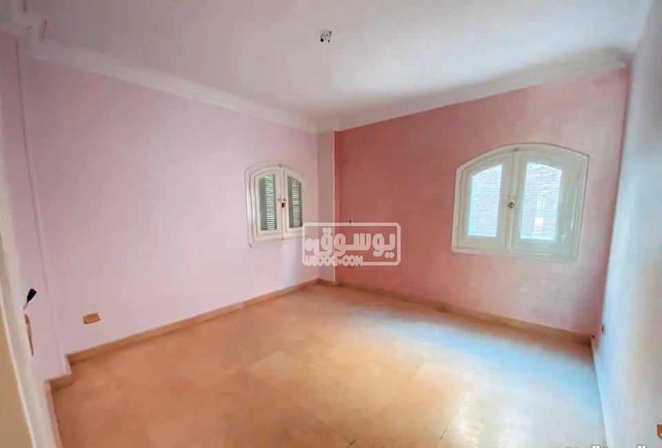 شقة للايجار كبيرة وواسعة تشطيب سوبر لوكس فى اكتوبر